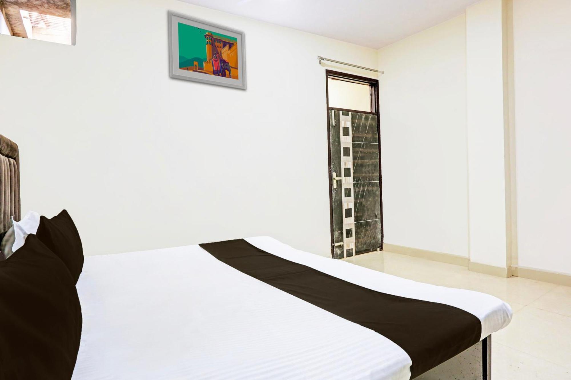 Hotel O Redbull Inn Gurgaon Exterior foto