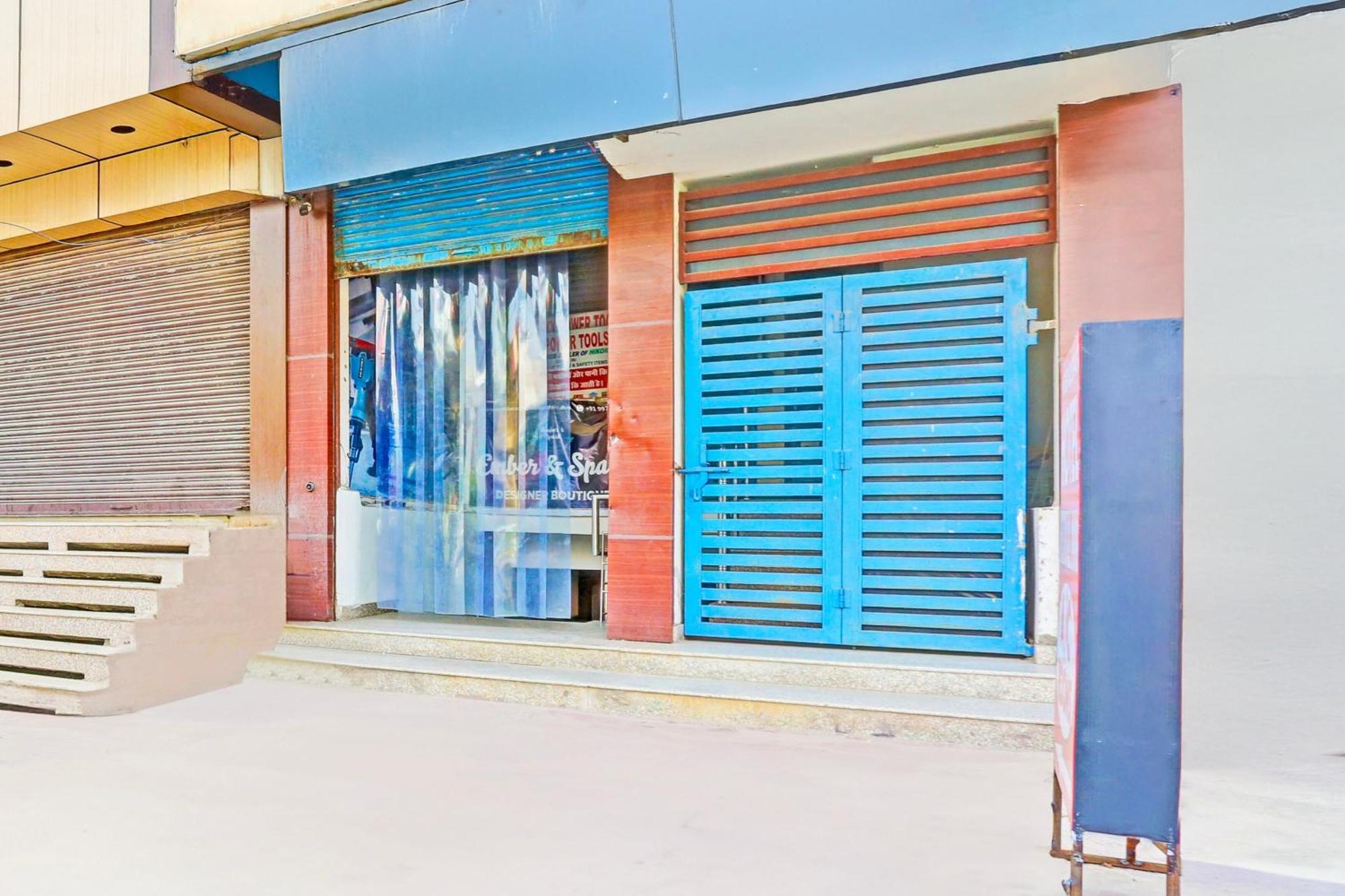 Hotel O Redbull Inn Gurgaon Exterior foto