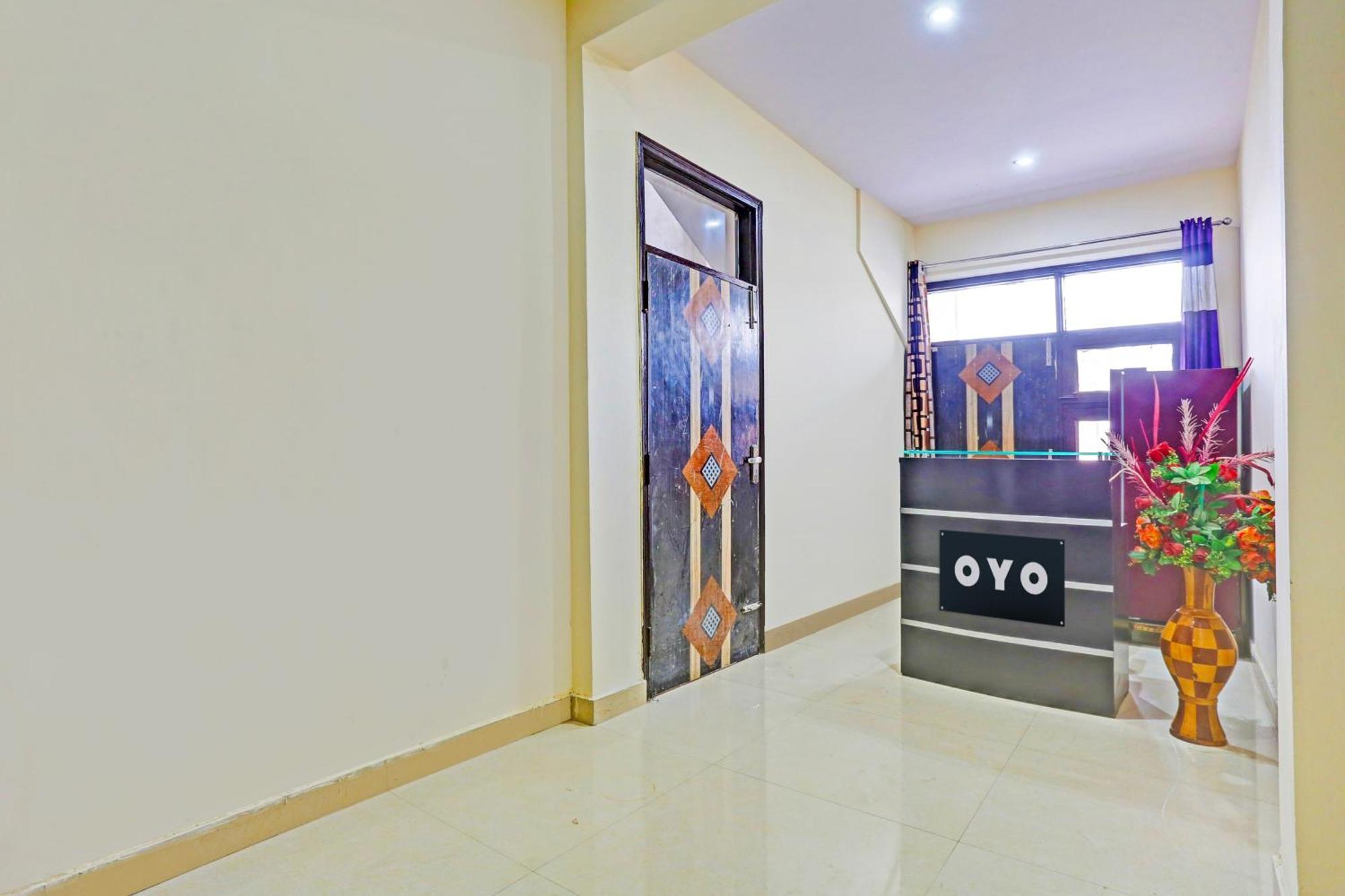 Hotel O Redbull Inn Gurgaon Exterior foto